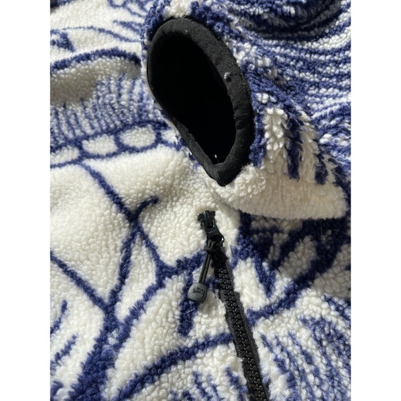 Stussy Dragon Sherpa Natural XL(Reversible) - Picture 4 of 10